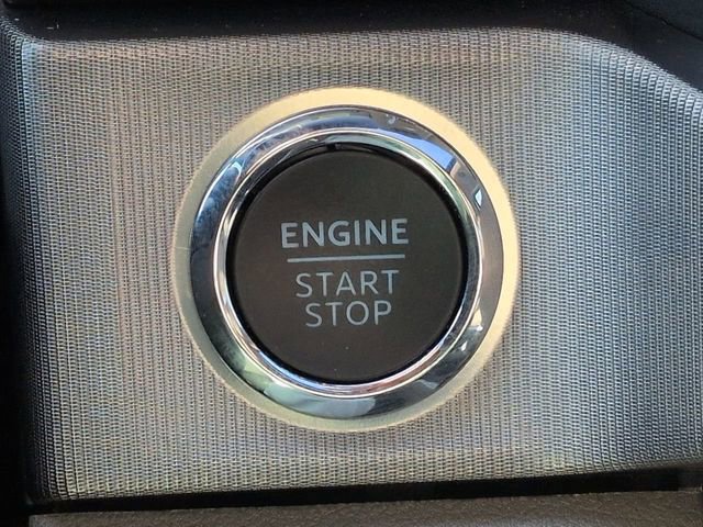 Certified 2025 Ford F250 Platinum w/ Platinum Plus Package image 34