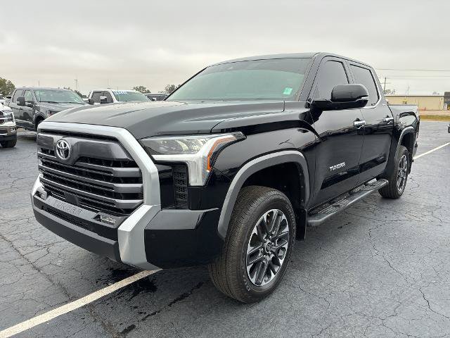Used 2024 Toyota Tundra Limited w/ Power Package AWD/4WD image 1