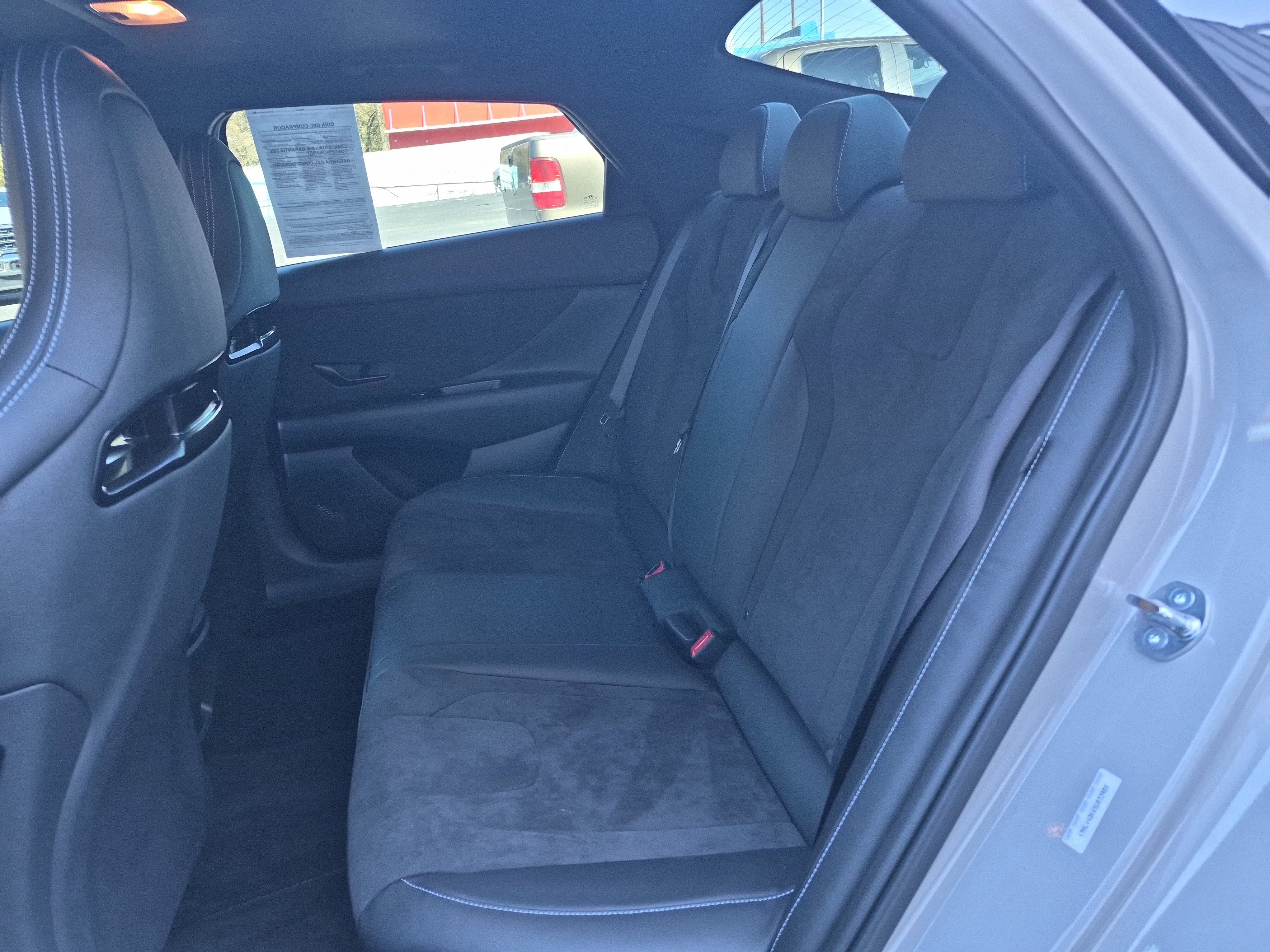 Used 2025 Hyundai Elantra N image 14