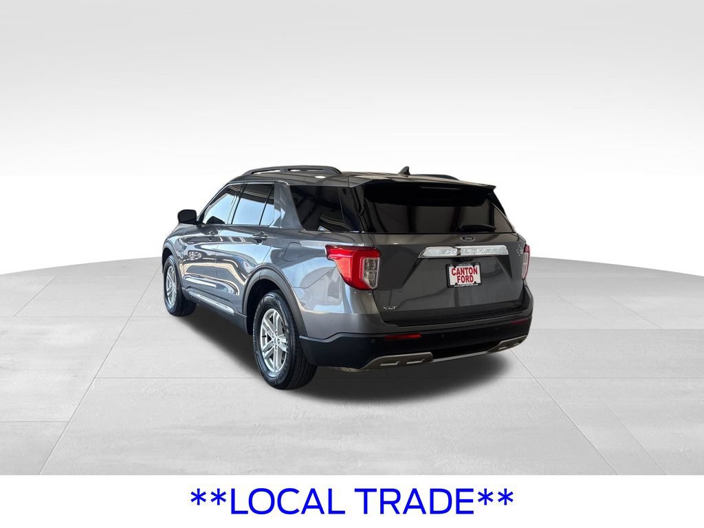 Certified 2022 Ford Explorer XLT w/ Equipment Group 202A RWD image 4
