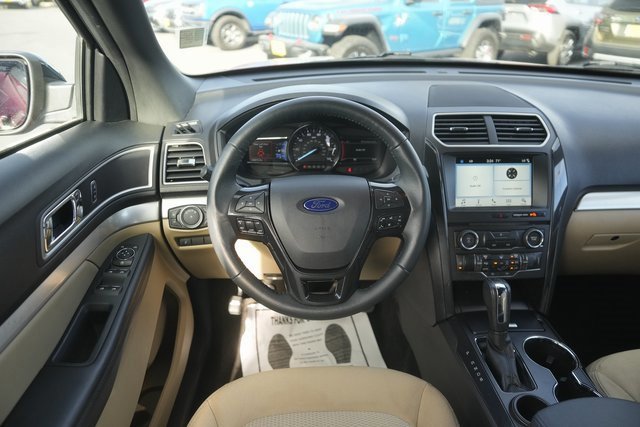 Certified 2017 Ford Explorer XLT w/ Equipment Group 201A image 24