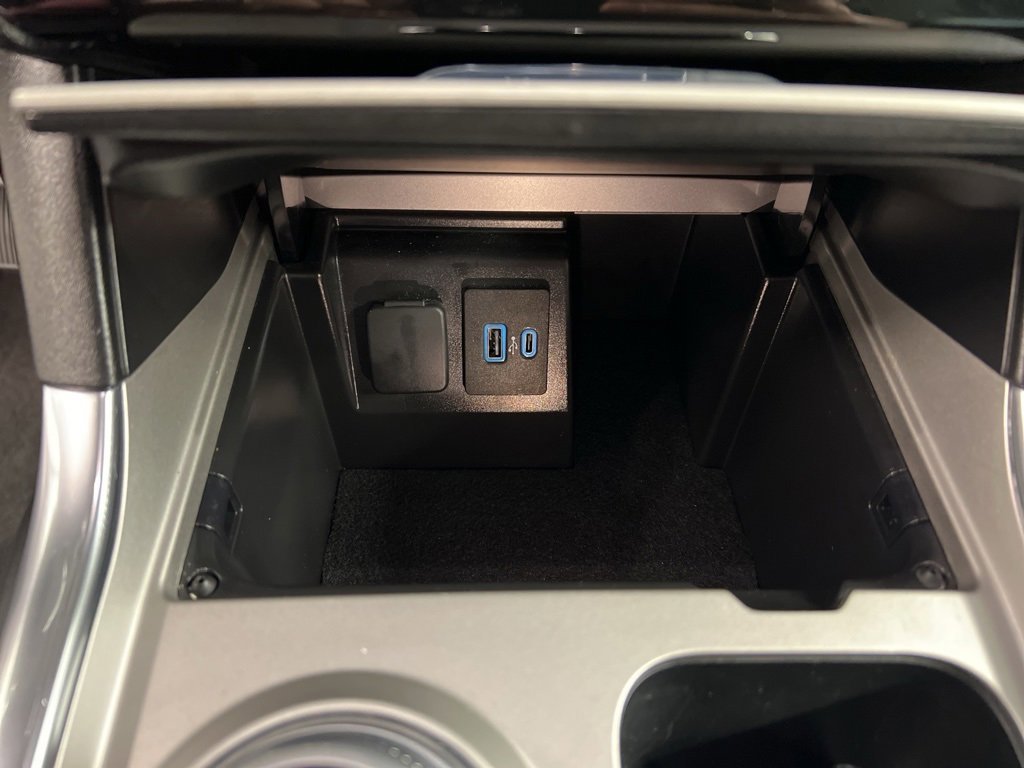 Certified 2023 Ford Explorer Limited w/ Hybrid Equipment Group 310A image 14