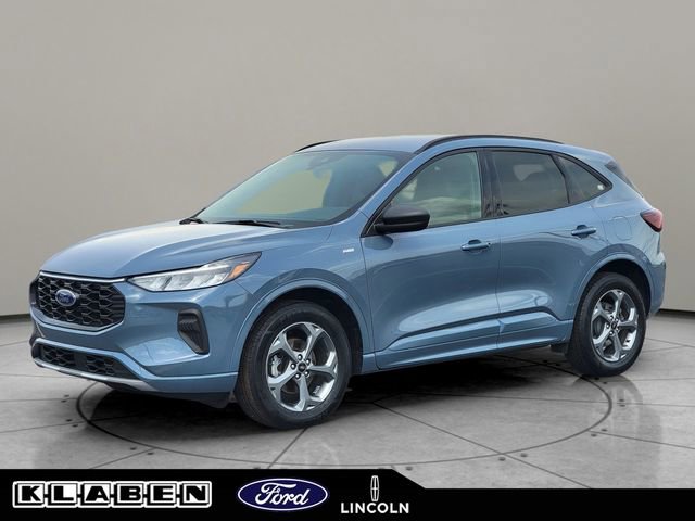 Certified 2023 Ford Escape ST-Line w/ Tech Pack #1 AWD/4WD video 1