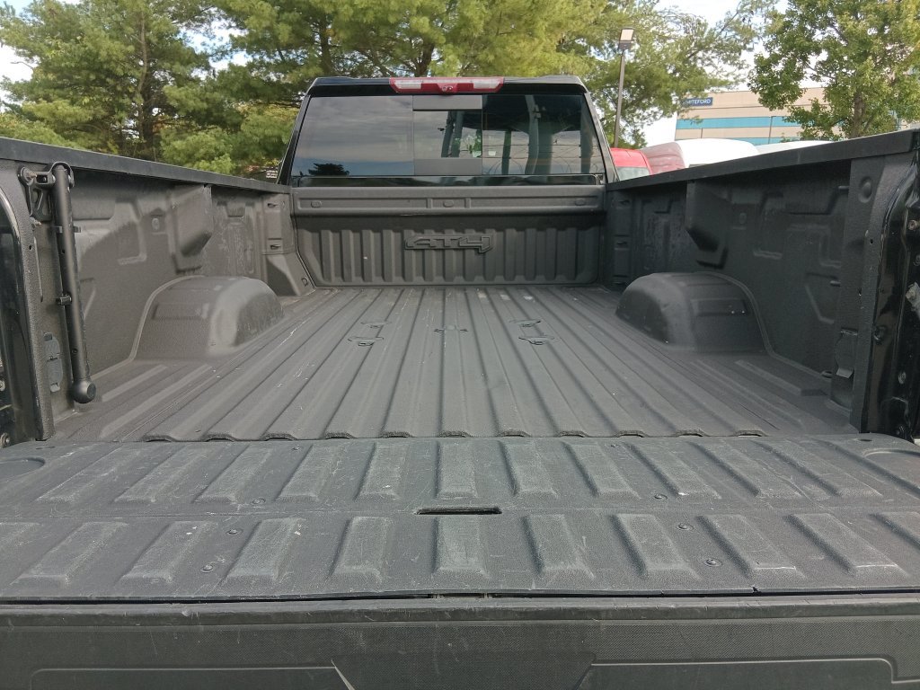 Used 2023 GMC Sierra 2500 AT4 w/ AT4 Premium Plus Package AWD/4WD image 5