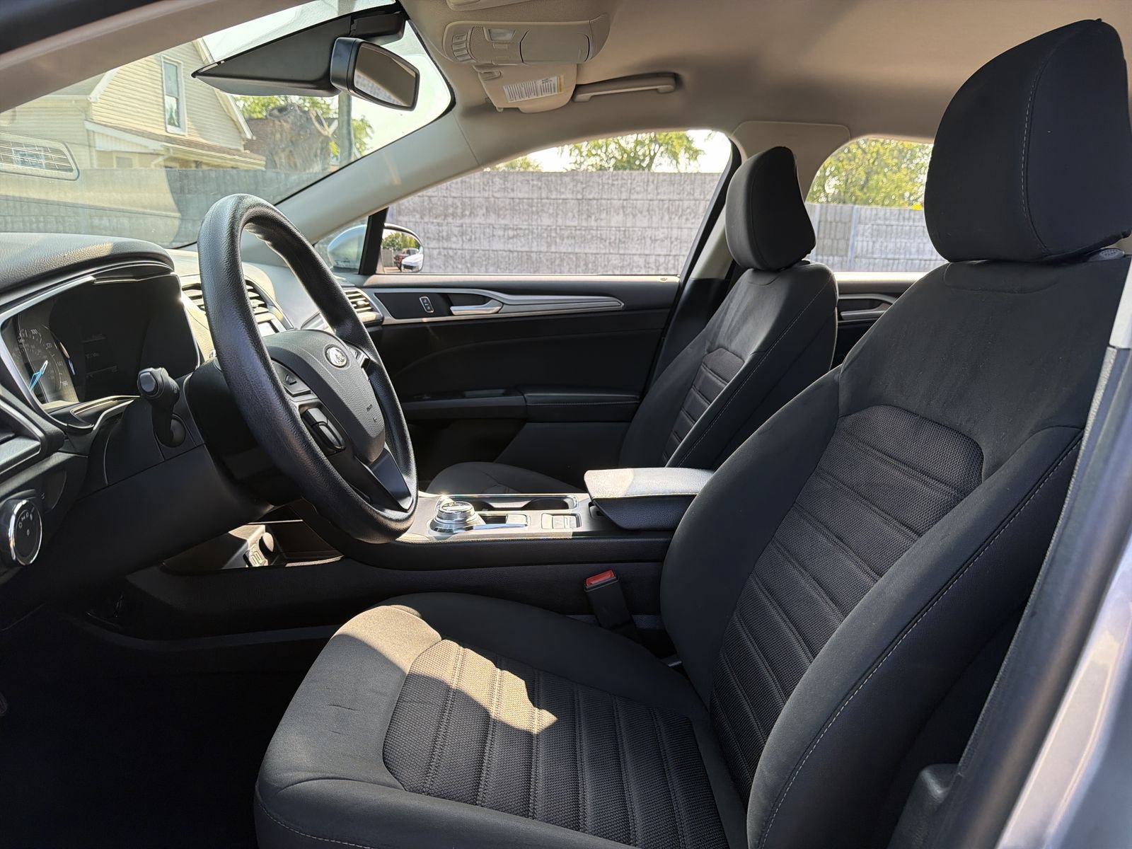 Certified 2020 Ford Fusion SE FWD image 11