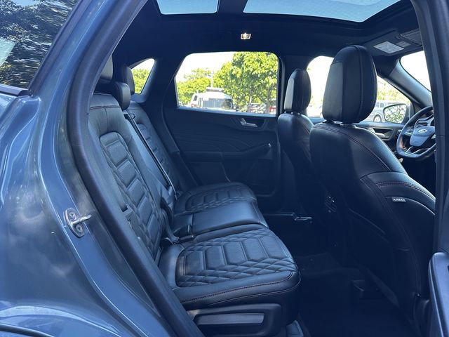 Certified 2023 Ford Escape ST-Line Elite w/ Premium Technology Package AWD/4WD image 38