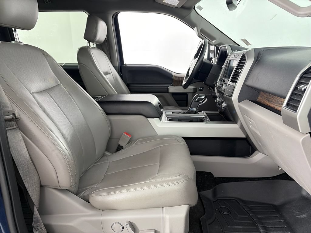 Certified 2018 Ford F150 Lariat w/ Equipment Group 502A Luxury AWD/4WD image 32