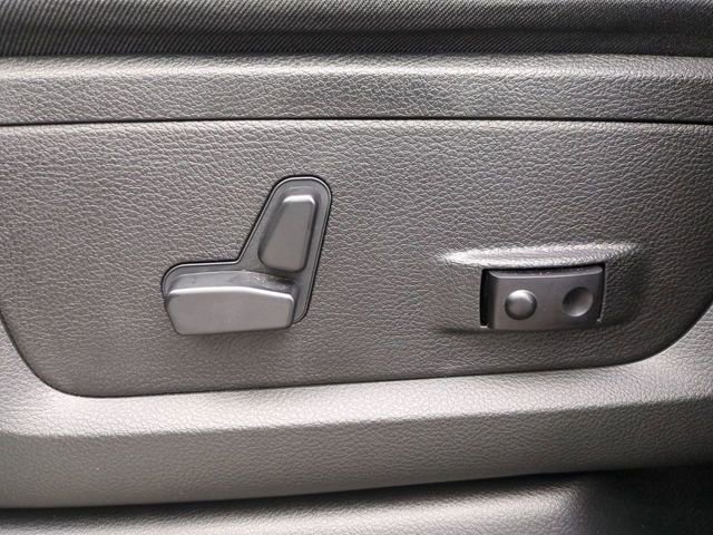 Used 2024 RAM 2500 Limited image 22