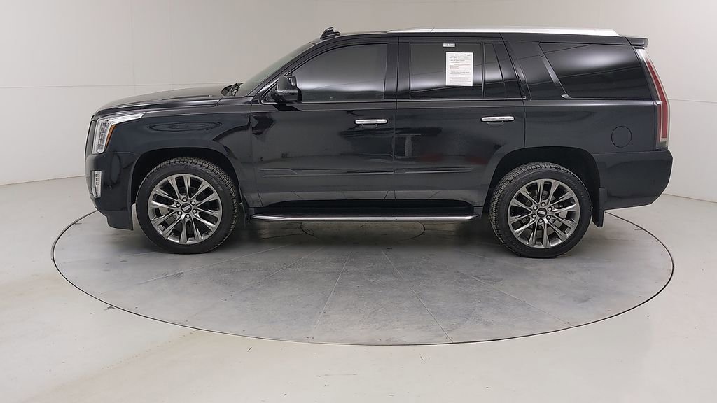 Used 2019 Cadillac Escalade Premium Luxury w/ Escalade Sport Edition AWD/4WD image 20