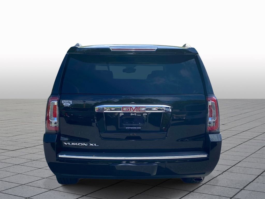 Used 2017 GMC Yukon XL Denali w/ Open Road Package AWD/4WD image 5