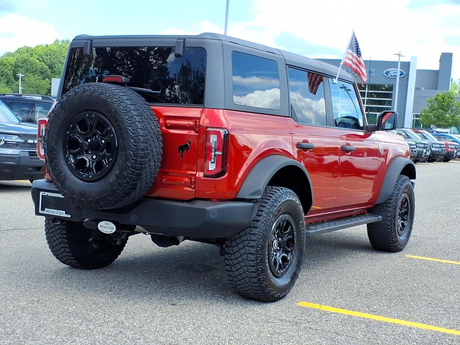 Certified 2023 Ford Bronco Wildtrak AWD/4WD image 7