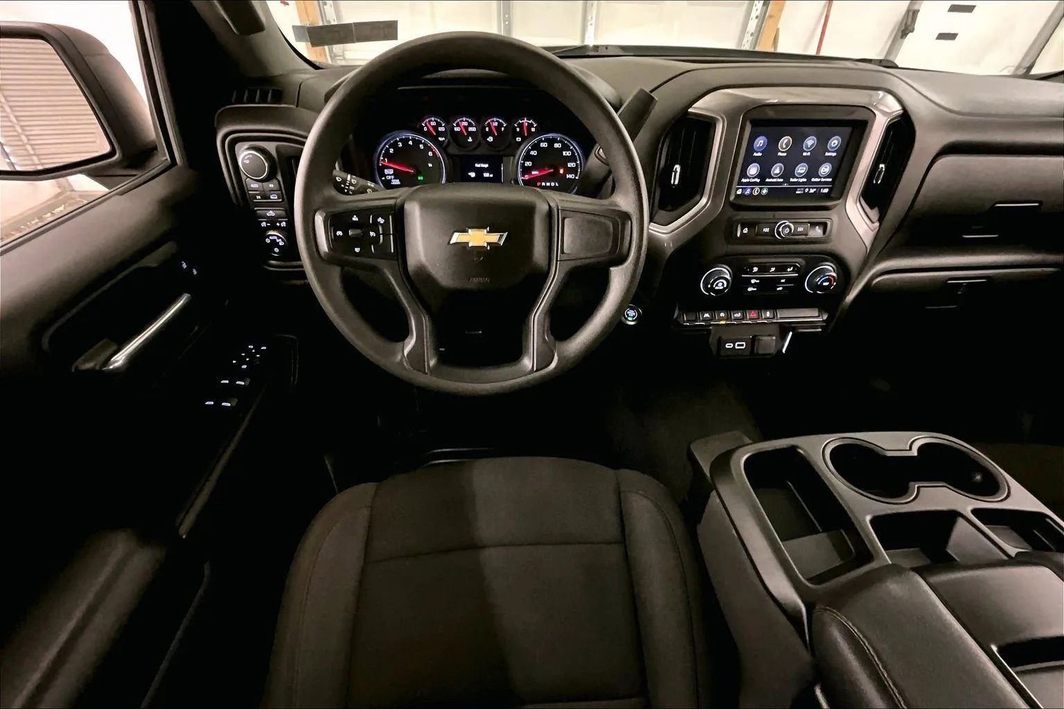 Used 2024 Chevrolet Silverado 1500 Custom image 5