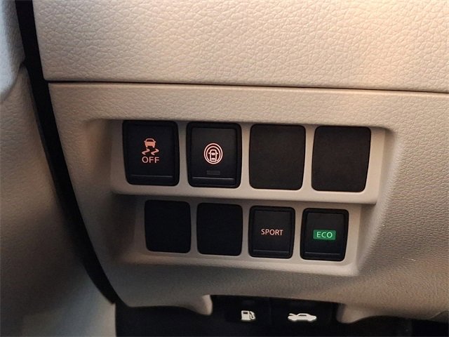 Used 2020 Nissan Rogue Sport SV image 23