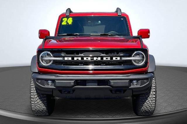 Certified 2024 Ford Bronco Outer Banks w/ Sasquatch Package AWD/4WD image 3
