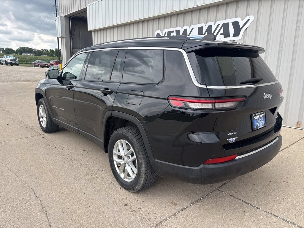 Used 2023 Jeep Grand Cherokee L Laredo AWD/4WD image 7