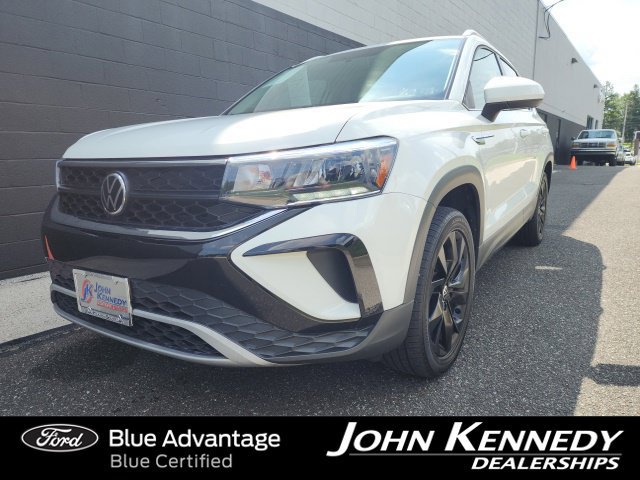 Used 2022 Volkswagen Taos SE AWD/4WD image 1