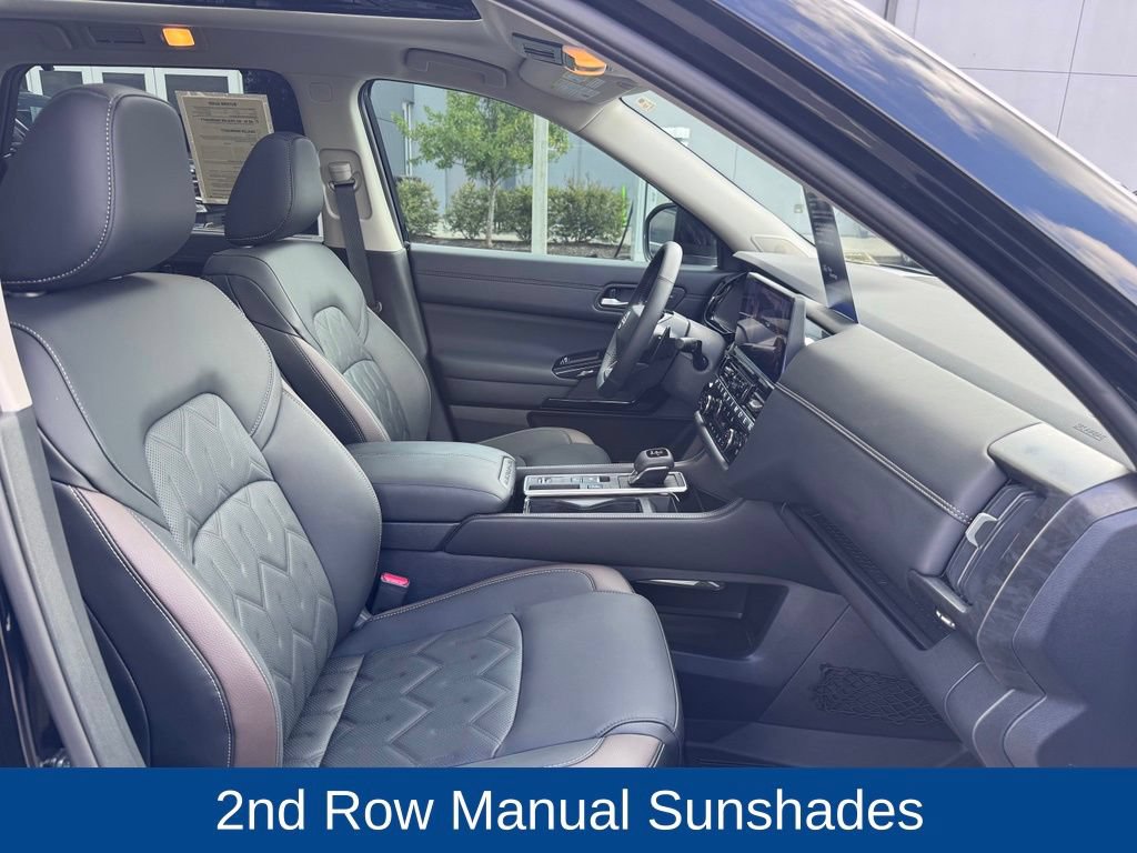 Used 2026 Nissan Pathfinder Platinum w/ Cargo Package FWD image 24