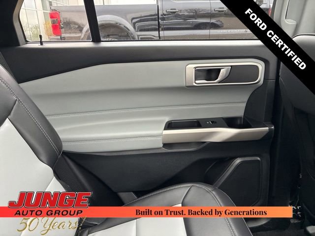 Certified 2023 Ford Explorer XLT w/ Equipment Group 202A AWD/4WD image 29