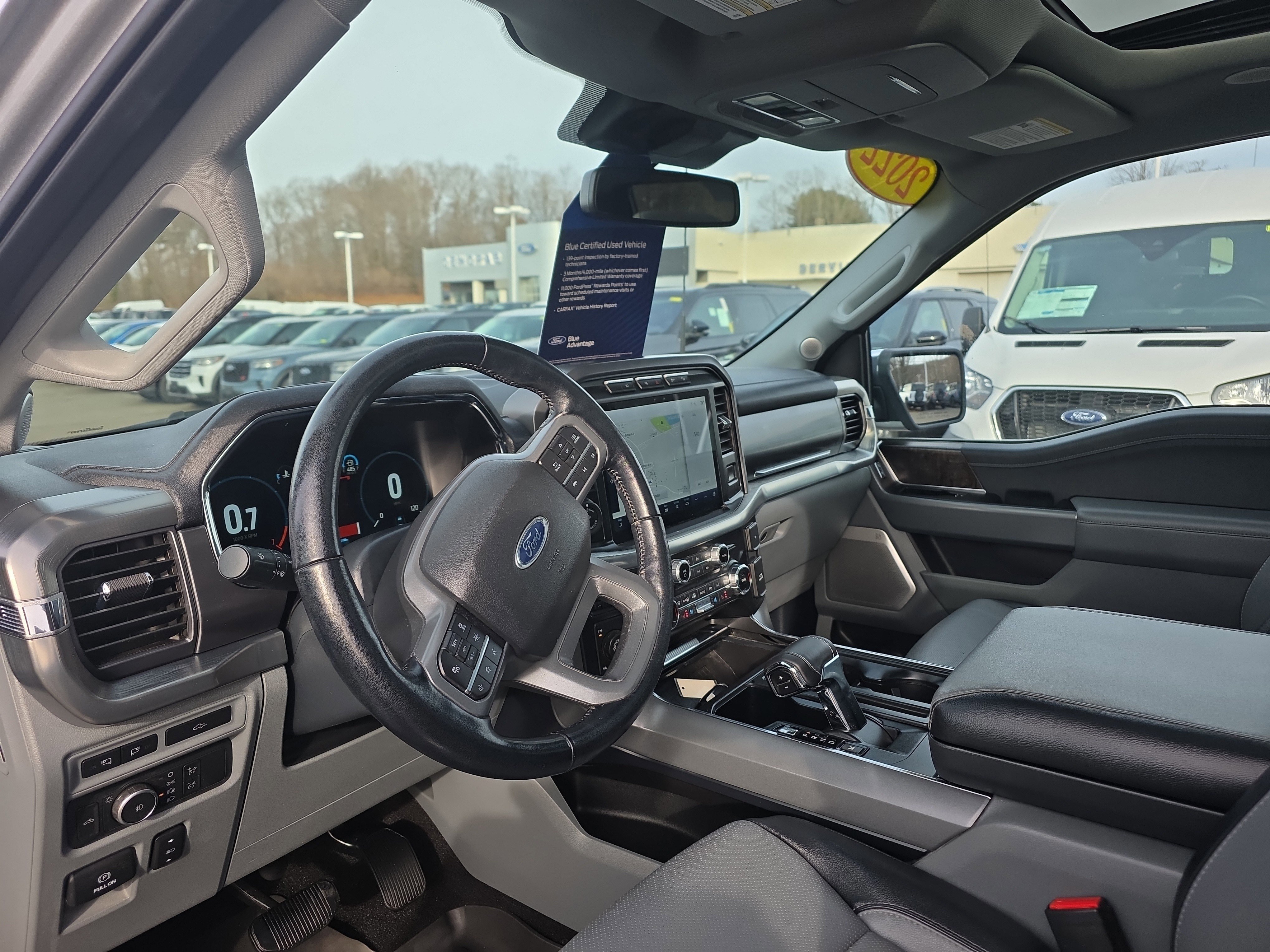 Certified 2022 Ford F150 Lariat w/ Equipment Group 502A High image 32