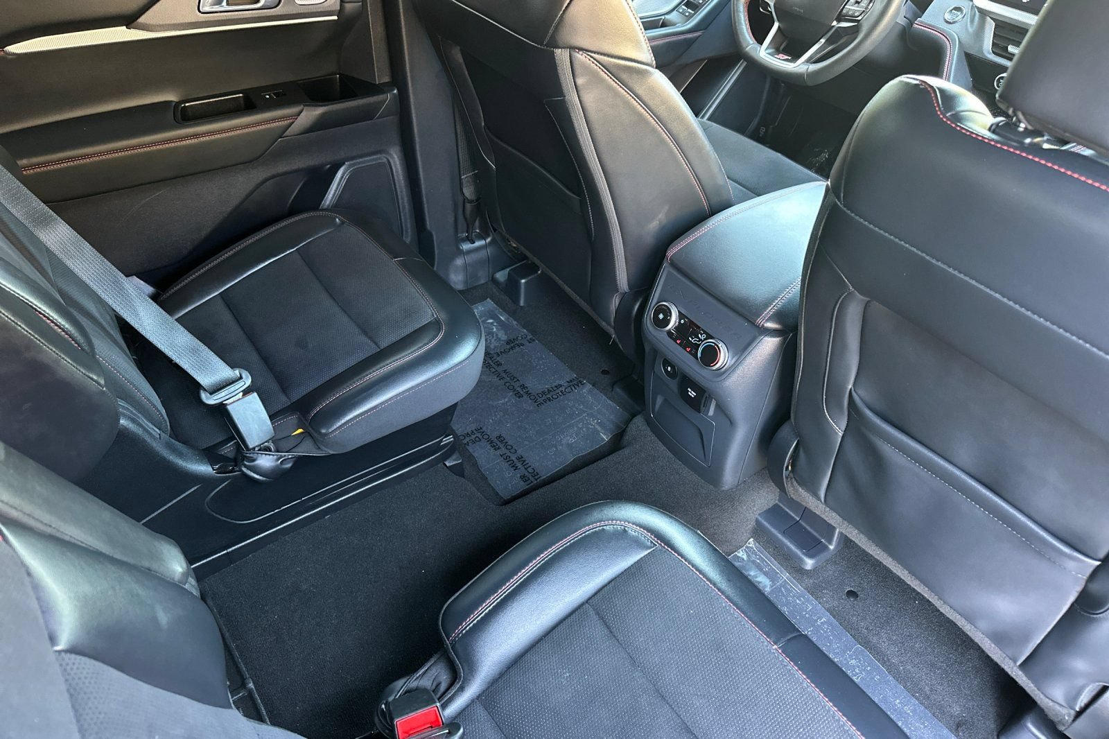 Certified 2025 Ford Explorer ST AWD/4WD image 19