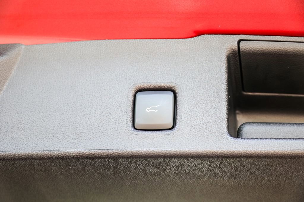 Certified 2025 Ford Escape ST-Line Elite w/ Premium Technology Package AWD/4WD image 36
