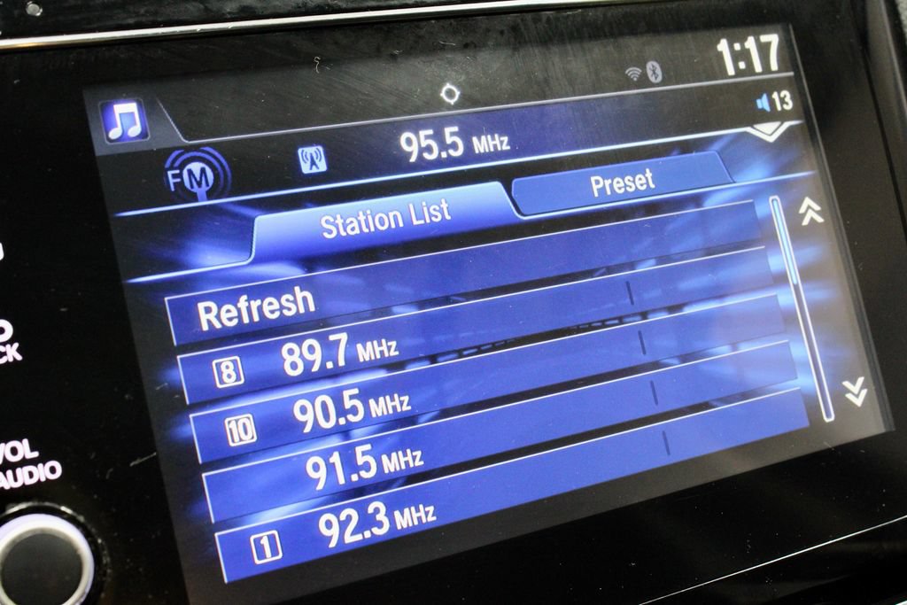 Used 2019 Honda Fit EX image 3