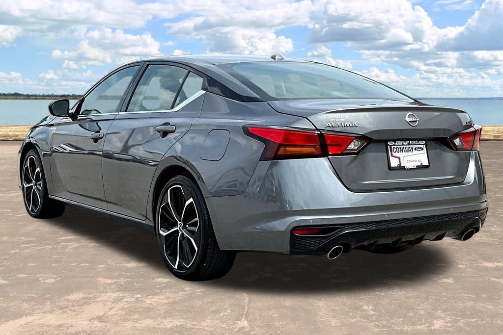 Used 2025 Nissan Altima 2.5 SR FWD image 5