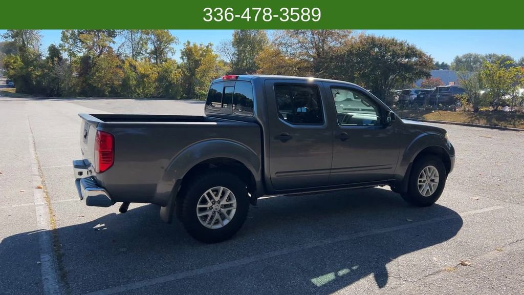 Used 2019 Nissan Frontier SV image 3