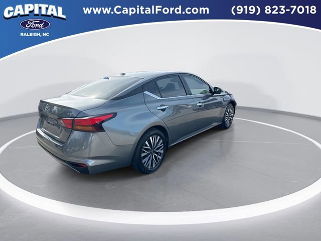 Used 2024 Nissan Altima 2.5 SV image 6