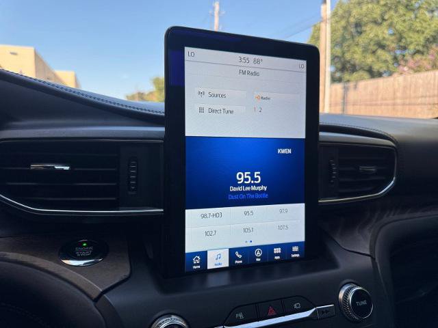 Certified 2020 Ford Explorer Platinum w/ Premium Technology Package AWD/4WD image 28