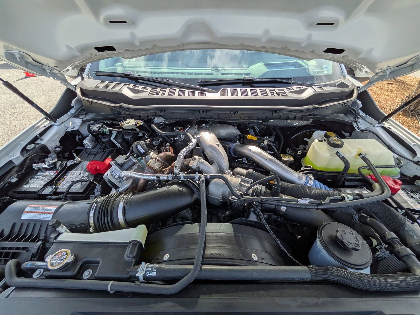 Certified 2026 Ford F250 Lariat w/ Black Appearance Package image 10