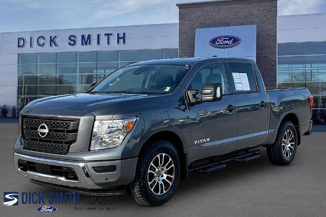Used 2024 Nissan Titan SV w/ SV Convenience Package