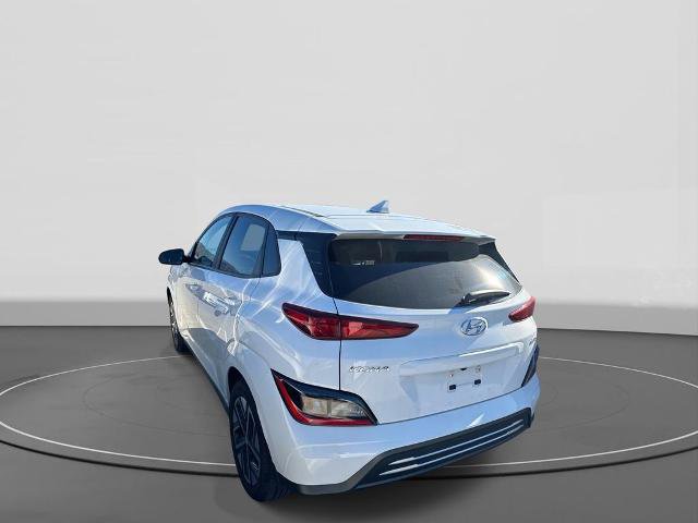 Used 2023 Hyundai Kona SEL image 3