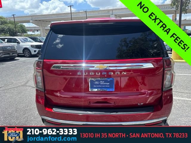 Used 2022 Chevrolet Suburban LT w/ Luxury Package RWD image 7