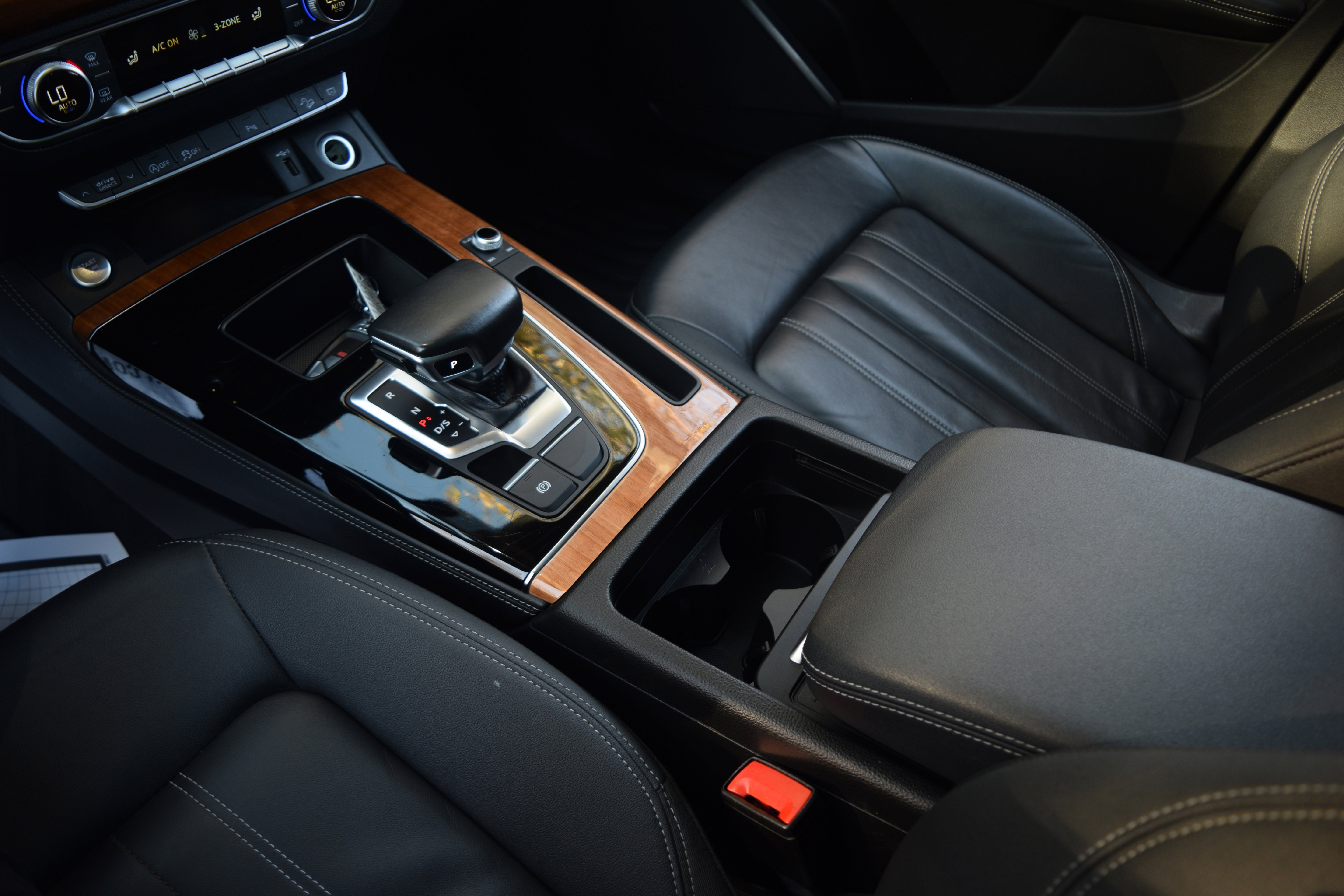 Used 2021 Audi Q5 Premium Plus image 13