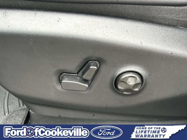 Used 2025 Chrysler Pacifica Select FWD image 25