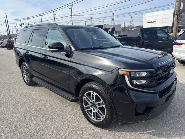 Certified 2025 Ford Expedition Active image 23