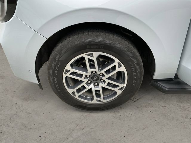 Certified 2025 Ford Expedition Active AWD/4WD image 14