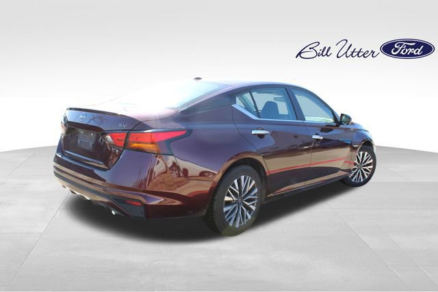 Used 2024 Nissan Altima 2.5 SV image 5