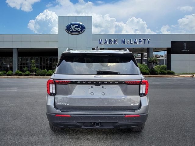 Certified 2025 Ford Explorer Active AWD/4WD image 4