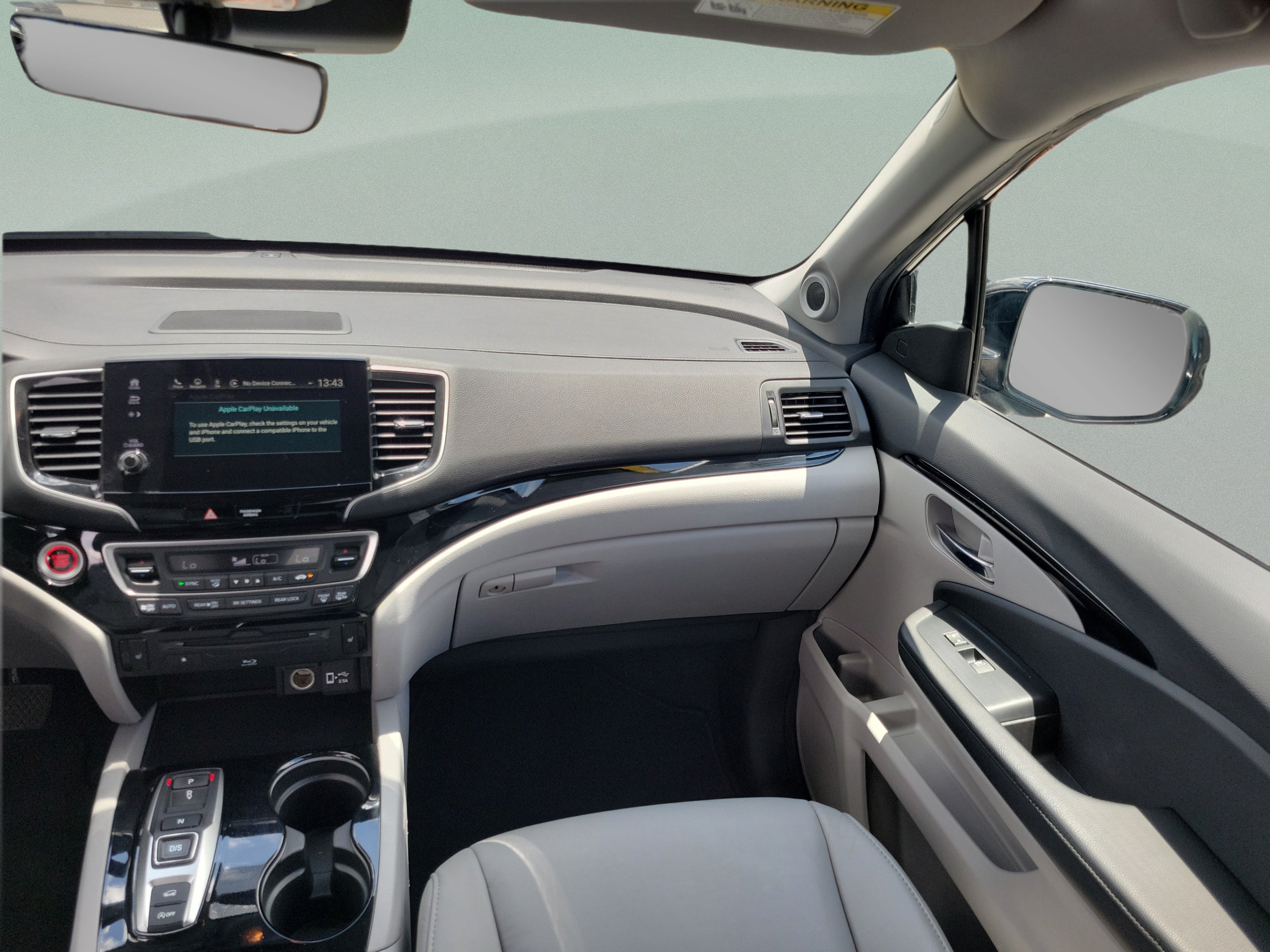 Used 2020 Honda Pilot Touring image 7