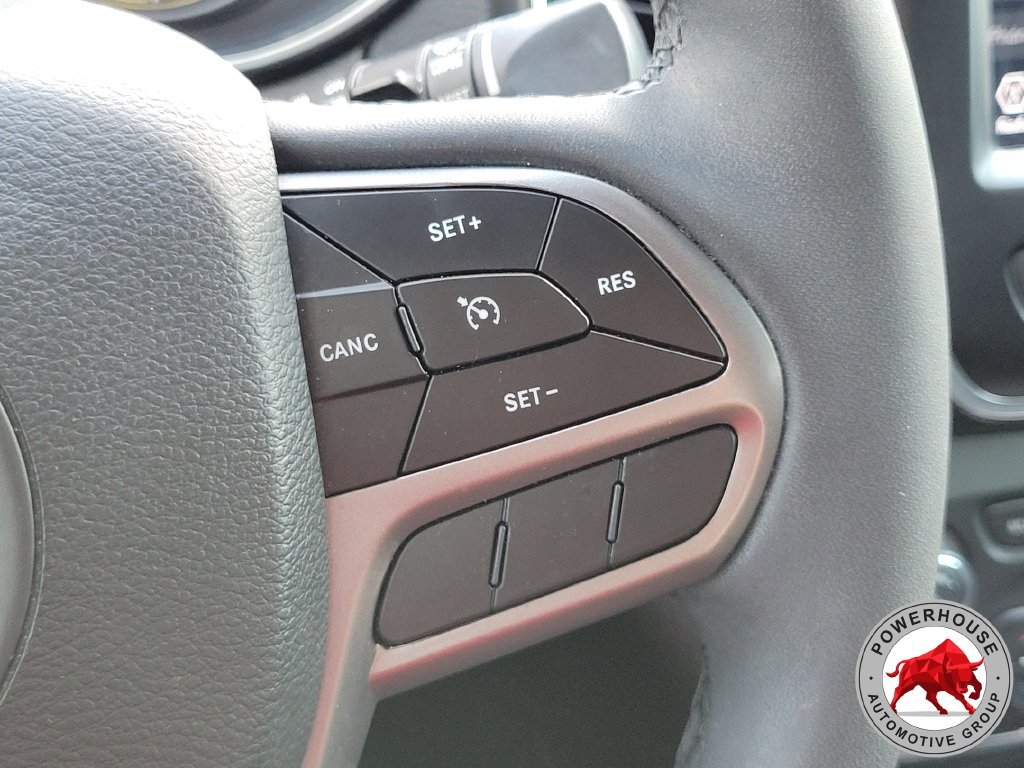 Used 2022 Jeep Cherokee Latitude Lux w/ Sun & Sound Group FWD image 31