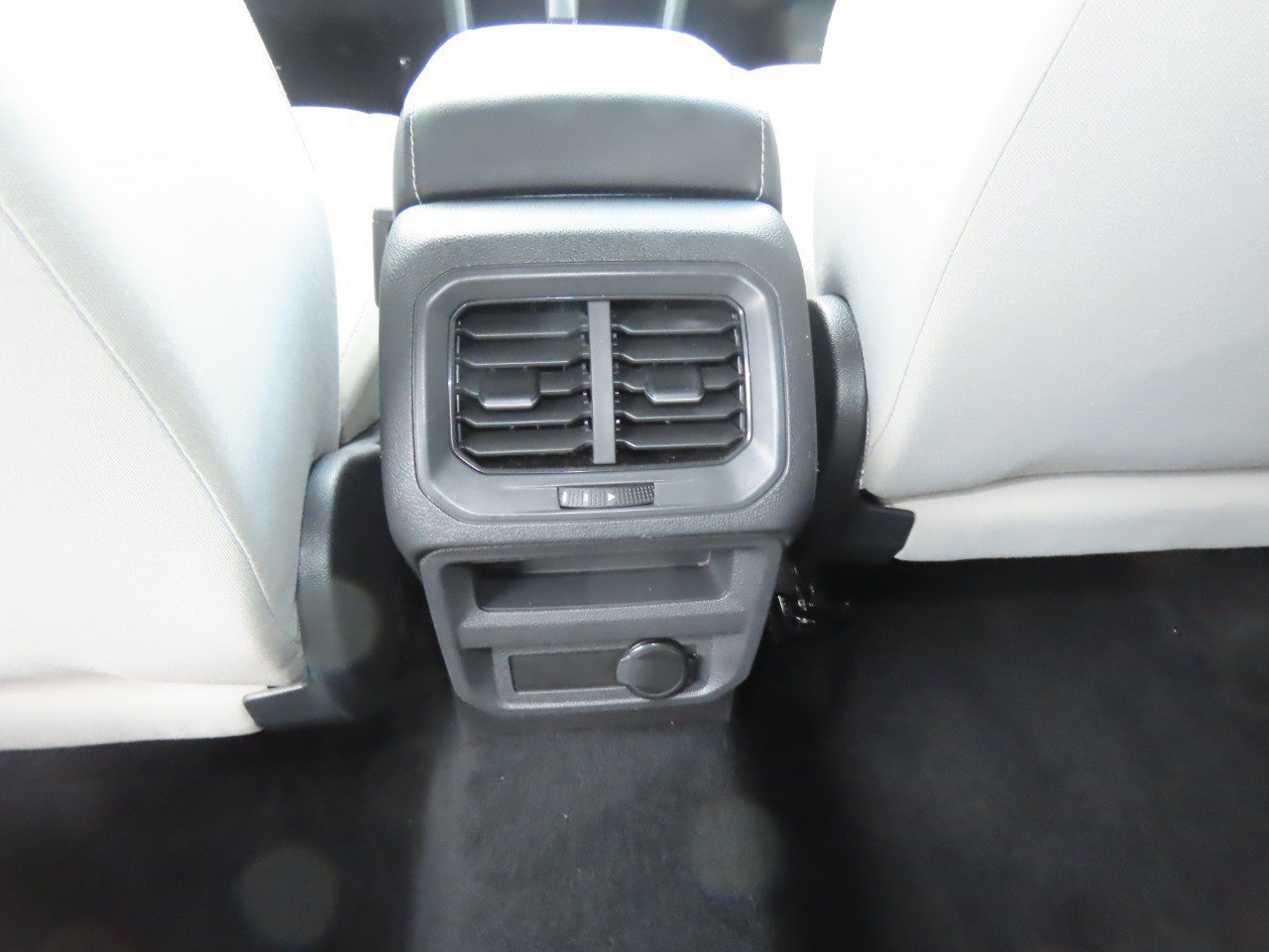 Used 2022 Volkswagen Tiguan S FWD image 20