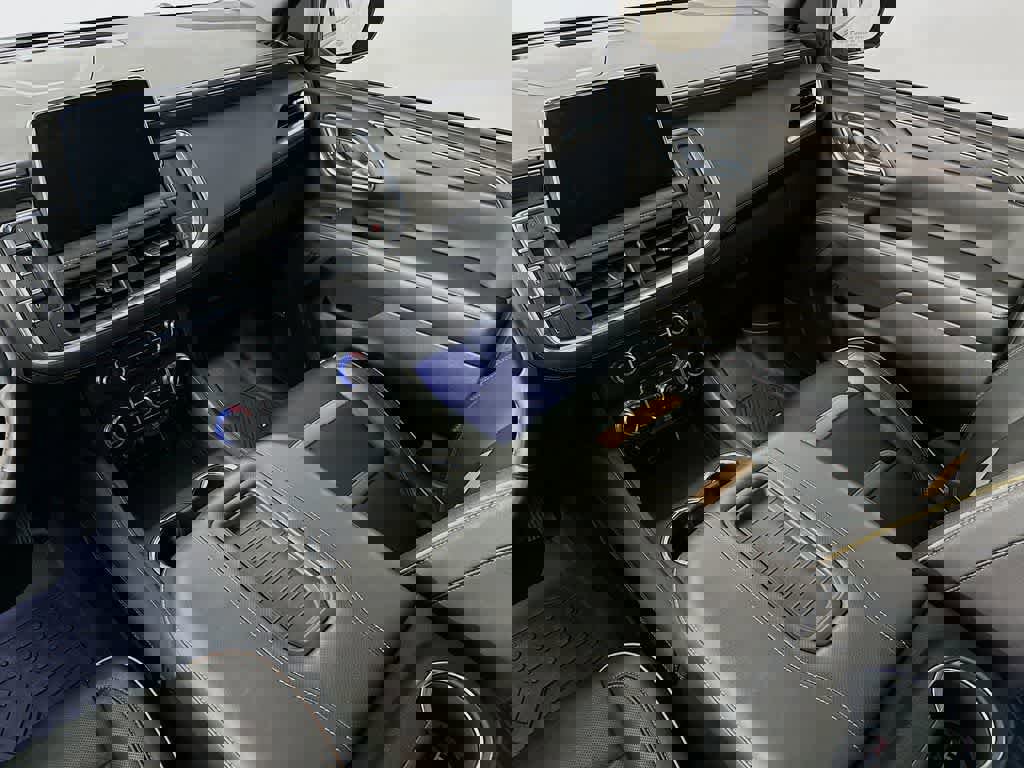 Used 2021 GMC Yukon AT4 image 14