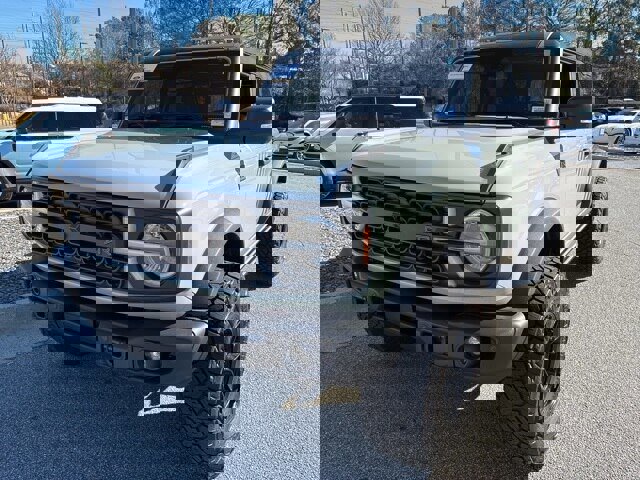 Certified 2023 Ford Bronco Badlands image 4