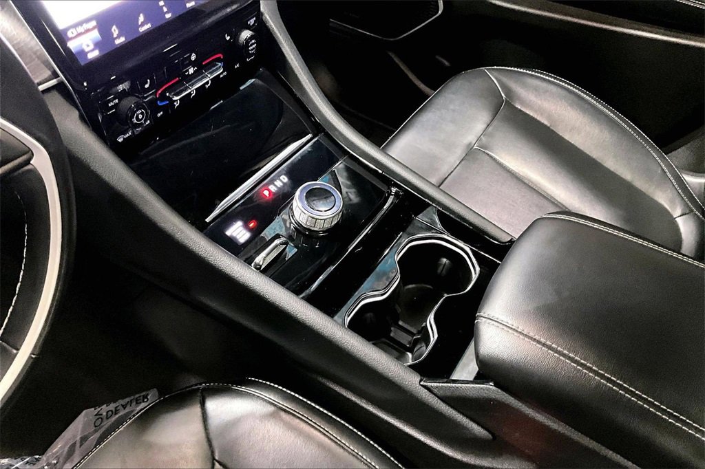 Used 2021 Jeep Grand Cherokee L Limited image 16