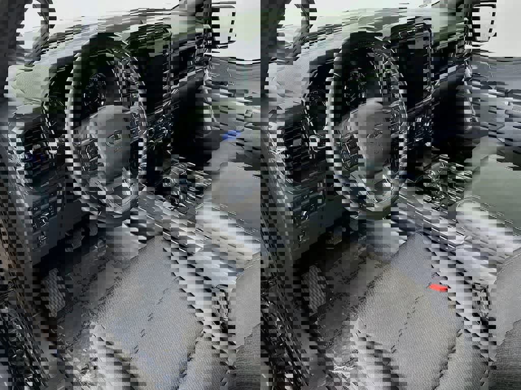 Certified 2022 Ford F150 XLT w/ Equipment Group 302A High image 9