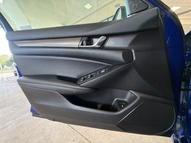 Used 2022 Honda Accord Sport image 24