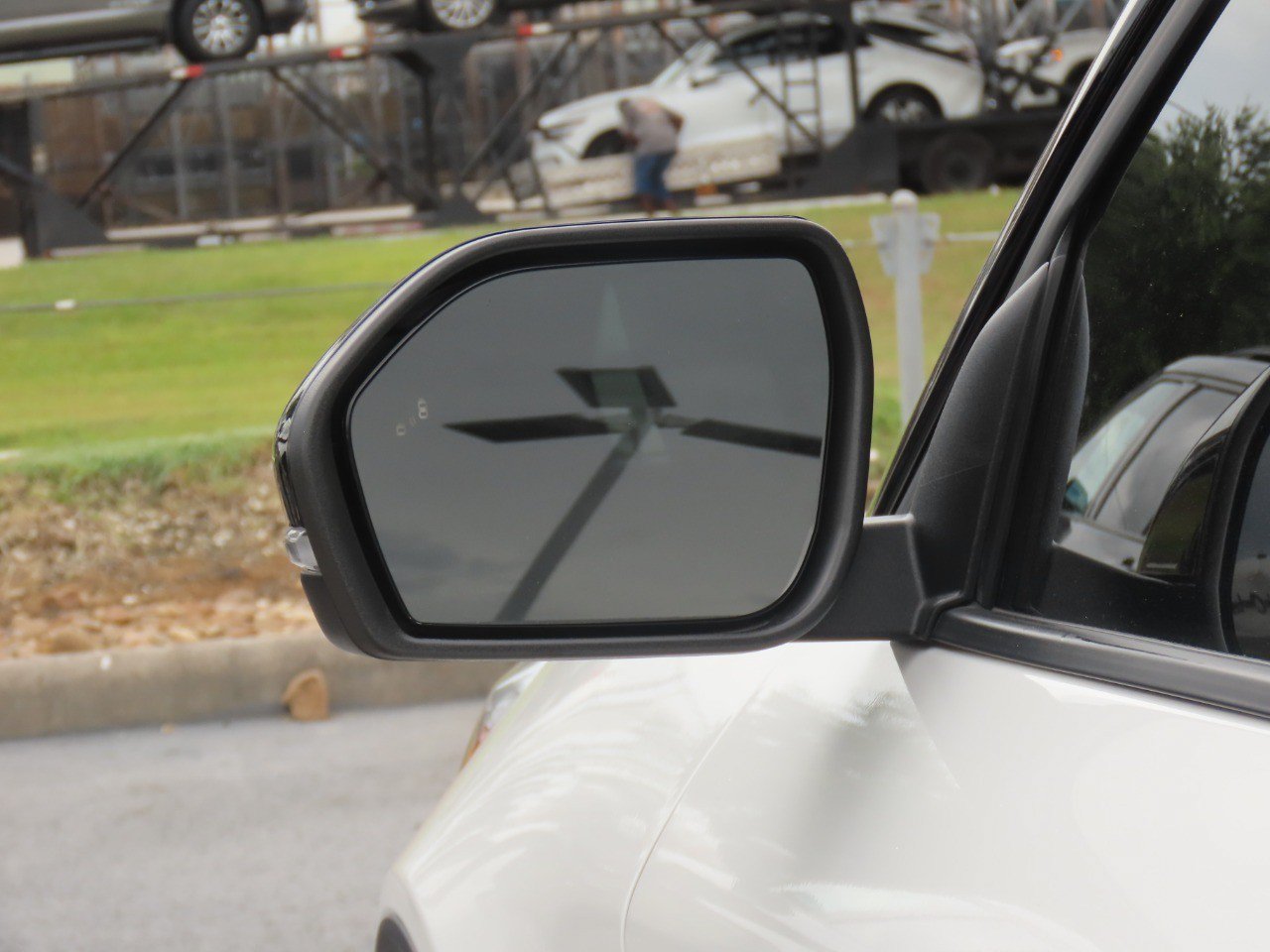 Certified 2024 Ford Explorer Limited w/ Limited Technology Package RWD image 19