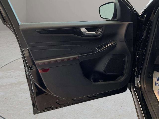 Certified 2025 Ford Escape ST-Line image 14